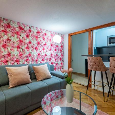 Rose Garden Apartment Boedapest Buitenkant foto